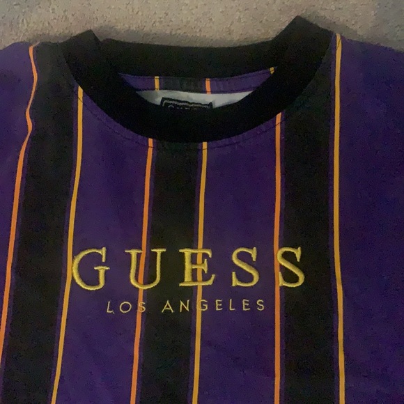 Men’s medium Guess long sleeve shirt - Picture 2 of 3